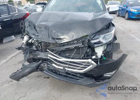 2018 Chevrolet Equinox Premier z USA, uszkodzony, nr VIN 2GNAXNEX5J6309045